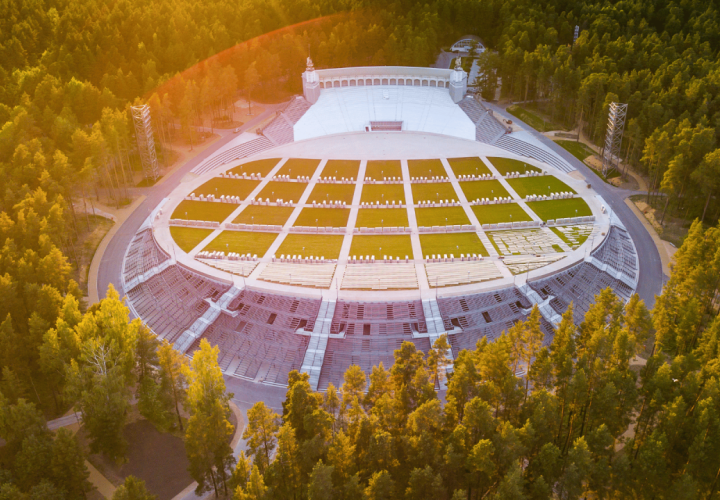 Attēls ar Dziesmusvētku estrādi Mežaparkā
