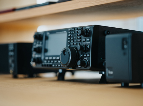 Ilustratīvs attēls Radioamatieru uztvērējs