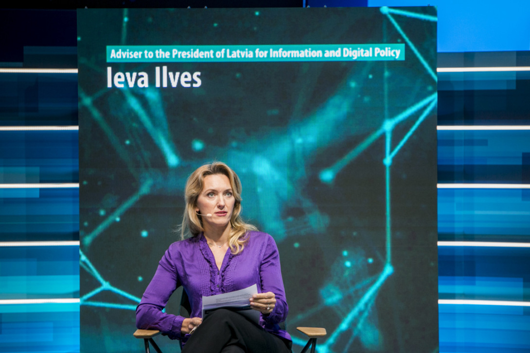 Forumā uzstājas Ieva Ilvesa, Valsts prezidenta padomniece informatīvās telpas un digitālās politikas jautājumos